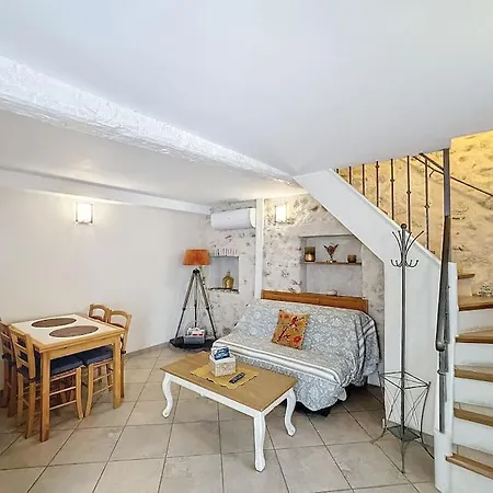 Maison De Village Climatisee *