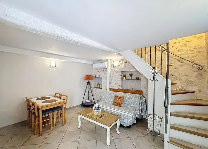 Maison De Village Climatisee *